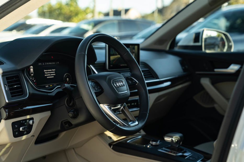 Продам Audi Q5 Prestige 2020 года в Черновцах