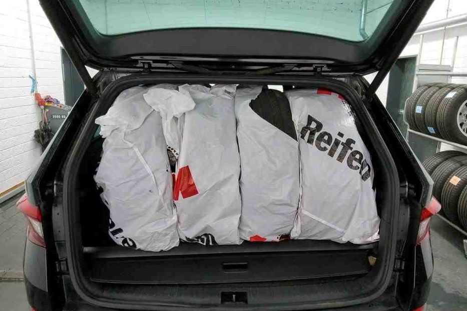 Продам Skoda kodiak RS (кришка багаж μm-241) v3096 2020 года в Луцке