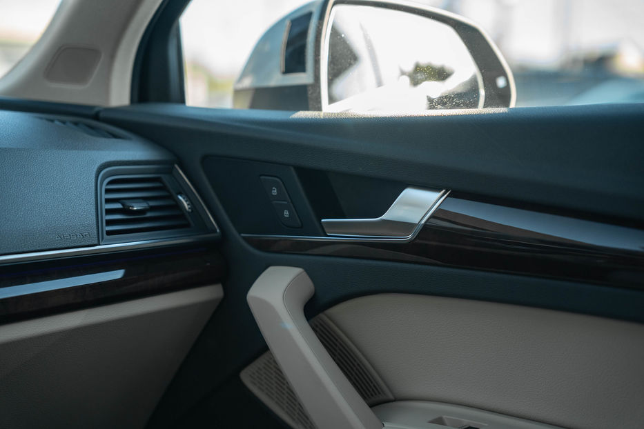 Продам Audi Q5 Prestige 2020 года в Черновцах