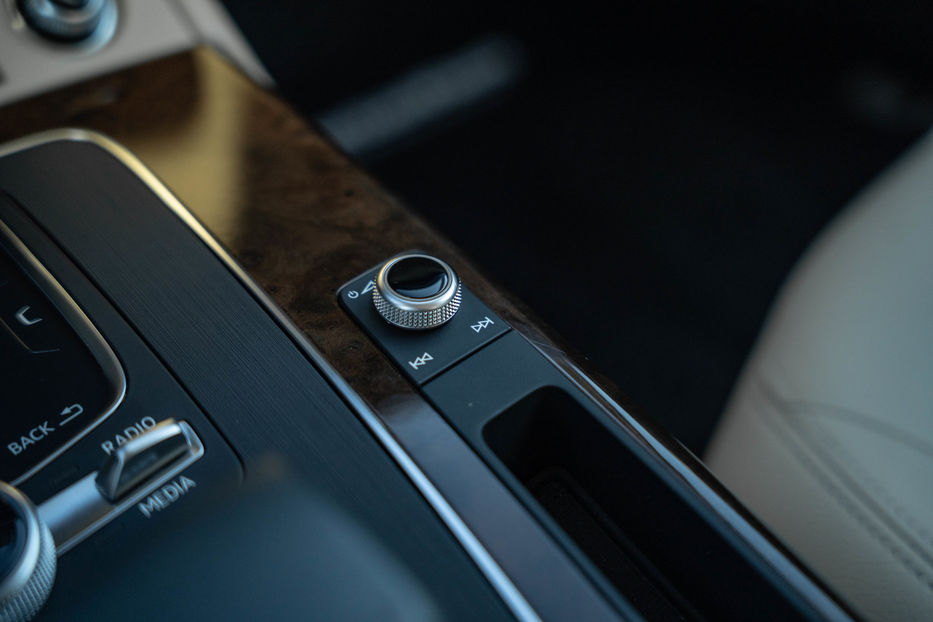 Продам Audi Q5 Prestige 2020 года в Черновцах