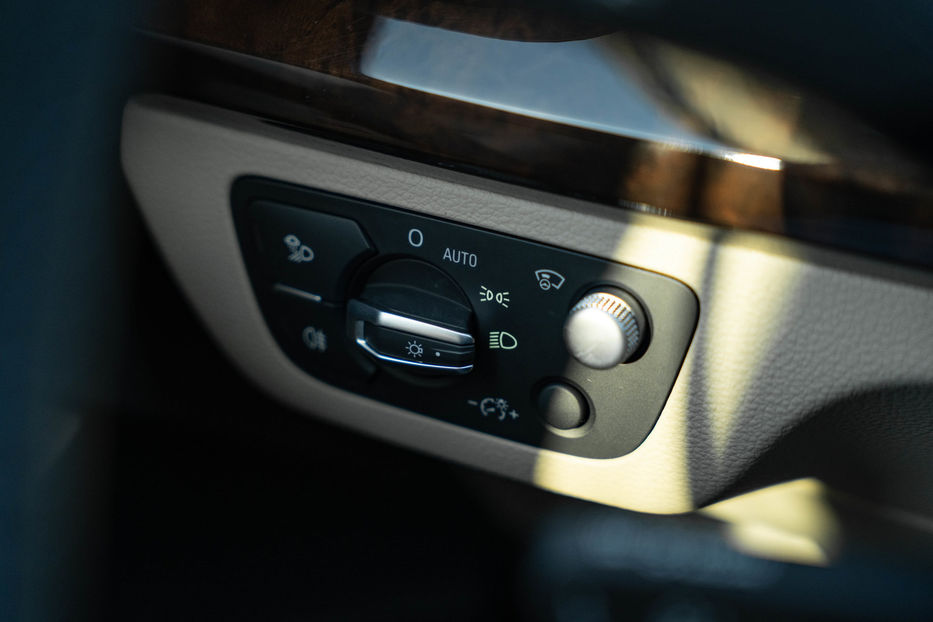 Продам Audi Q5 Prestige 2020 года в Черновцах