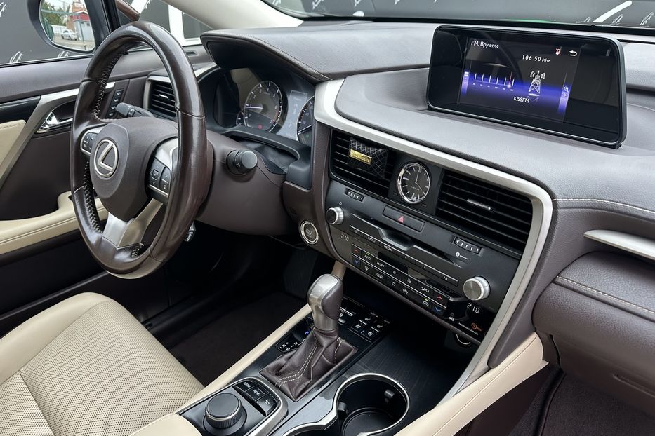 Продам Lexus RX 200 AWD 2016 года в Киеве