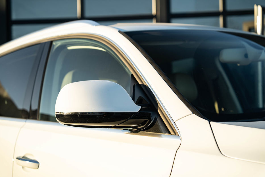 Продам Audi Q5 Premium Plus 2016 года в Черновцах