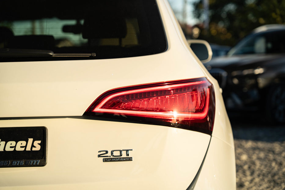 Продам Audi Q5 Premium Plus 2016 года в Черновцах