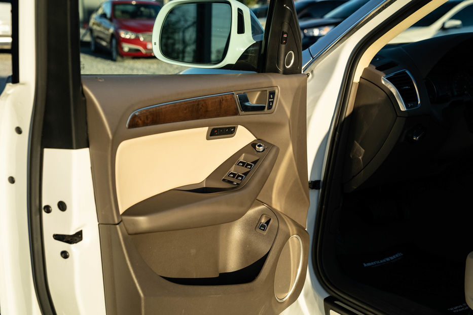 Продам Audi Q5 Premium Plus 2016 года в Черновцах