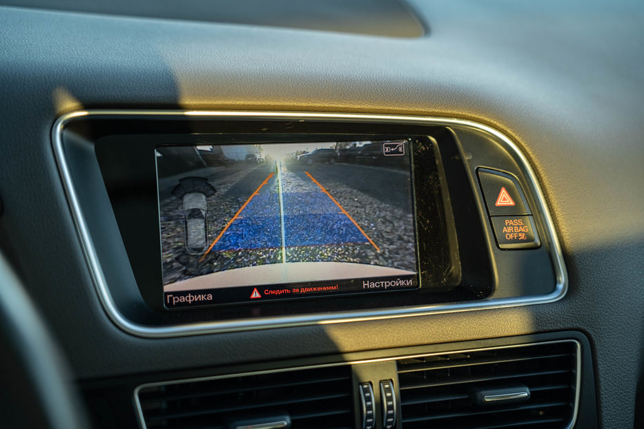 Продам Audi Q5 Premium Plus 2016 года в Черновцах