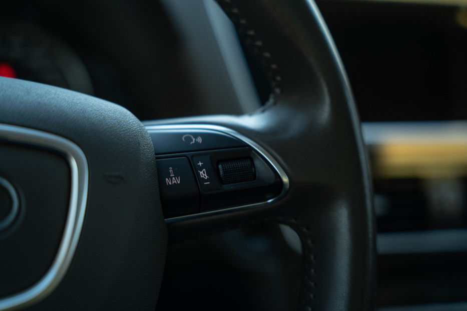 Продам Audi Q5 Premium Plus 2016 года в Черновцах