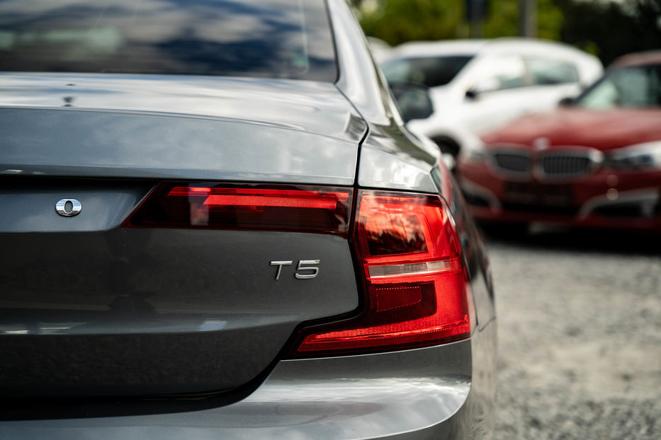 Продам Volvo S90 2017 года в Черновцах