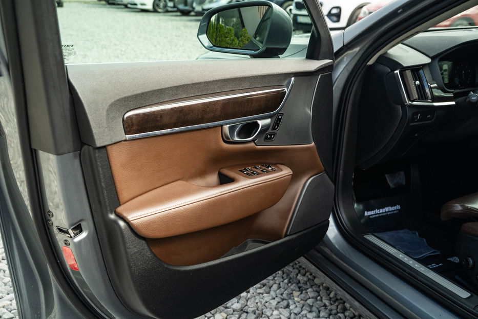 Продам Volvo S90 2017 года в Черновцах