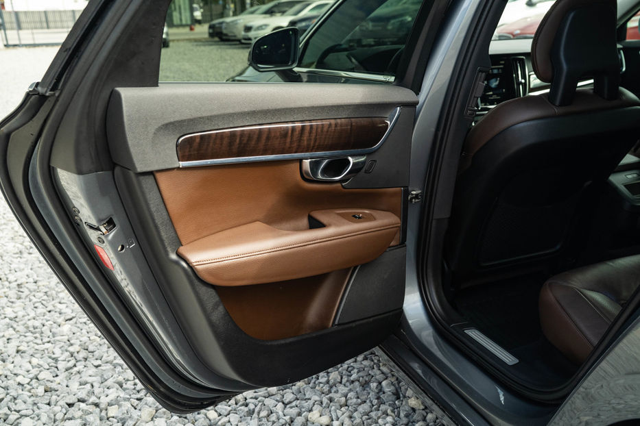 Продам Volvo S90 2017 года в Черновцах