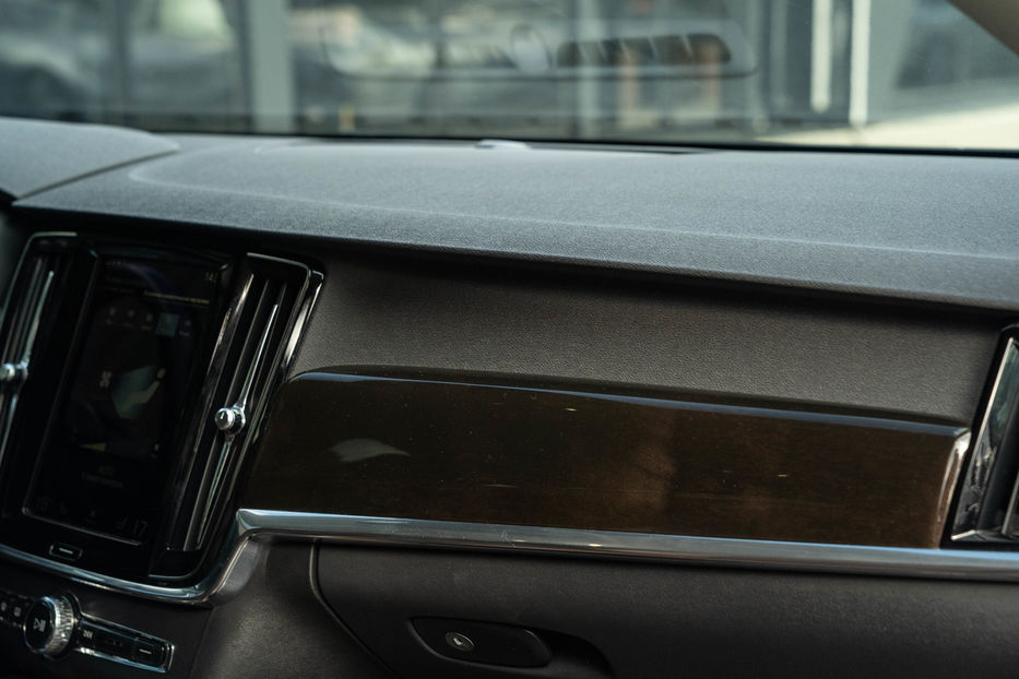 Продам Volvo S90 2017 года в Черновцах