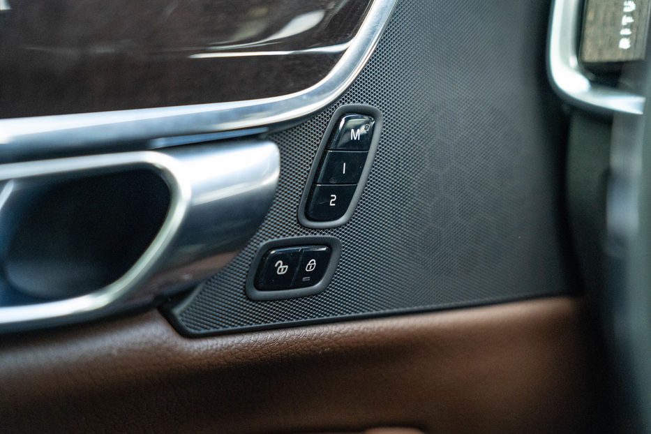 Продам Volvo S90 2017 года в Черновцах