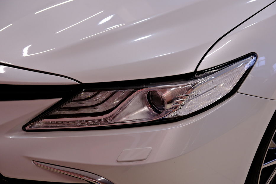 Продам Toyota Camry Hybrid XV75 2021 года в Одессе