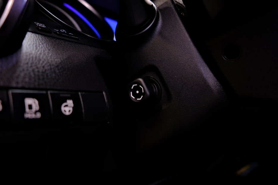 Продам Toyota Camry Hybrid XV75 2021 года в Одессе