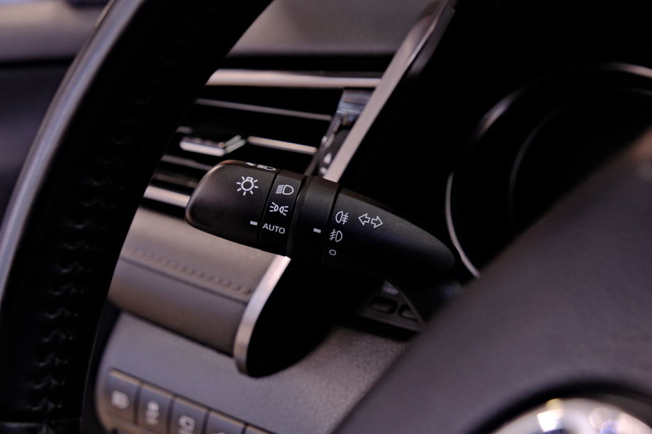 Продам Toyota Camry Hybrid XV75 2021 года в Одессе