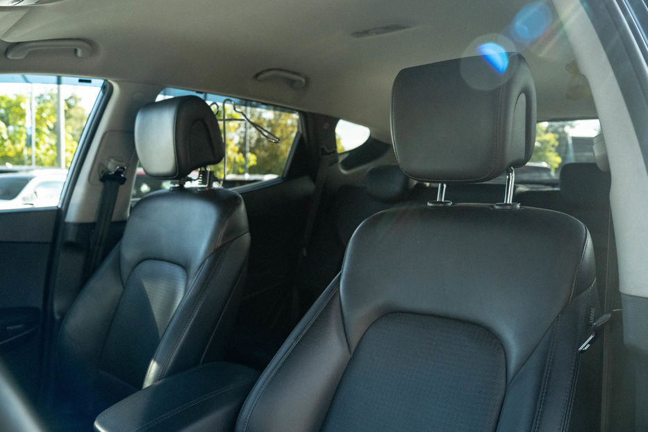 Продам Hyundai Santa FE 4WD 2014 года в Черновцах