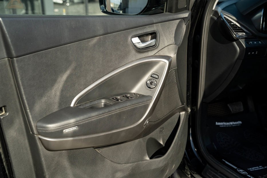 Продам Hyundai Santa FE 4WD 2014 года в Черновцах