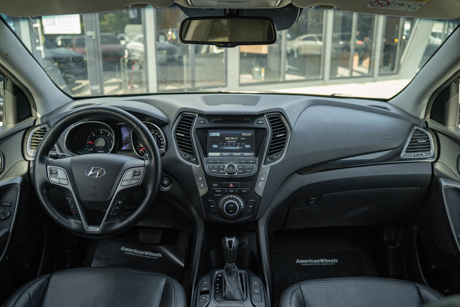 Продам Hyundai Santa FE 4WD 2014 года в Черновцах