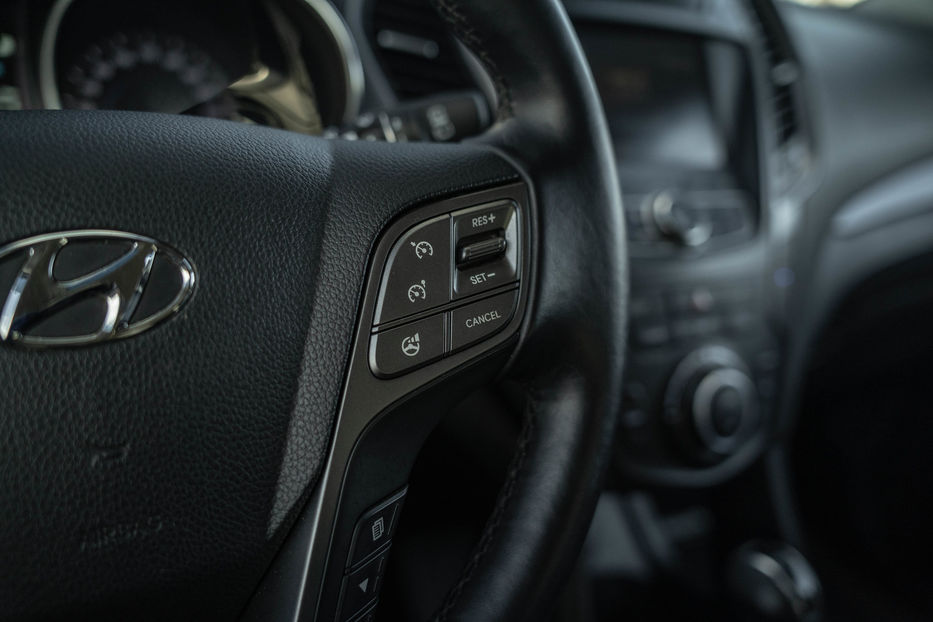 Продам Hyundai Santa FE 4WD 2014 года в Черновцах