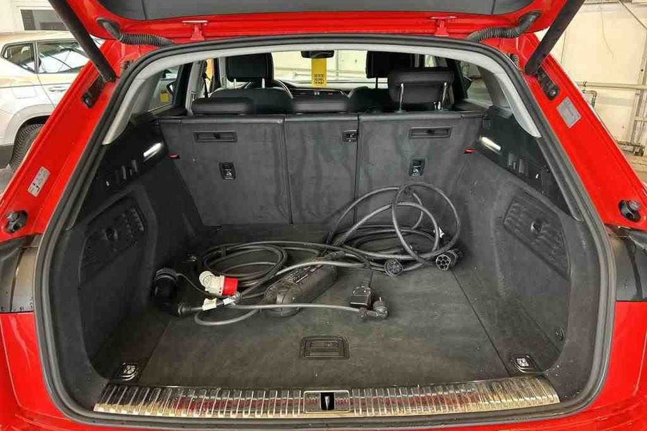 Продам Audi E-Tron Advanced 55 v0920   2020 года в Луцке