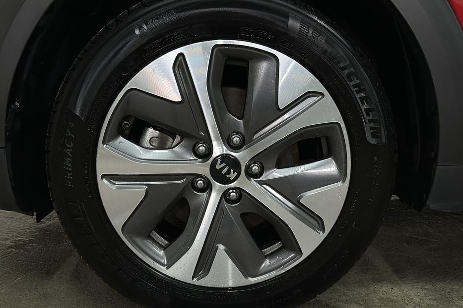 Продам Kia Niro 64кВт Макс.комплектація! 2020 года в Львове