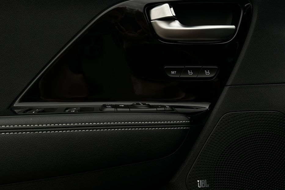 Продам Kia Niro 64кВт Макс.комплектація! 2020 года в Львове