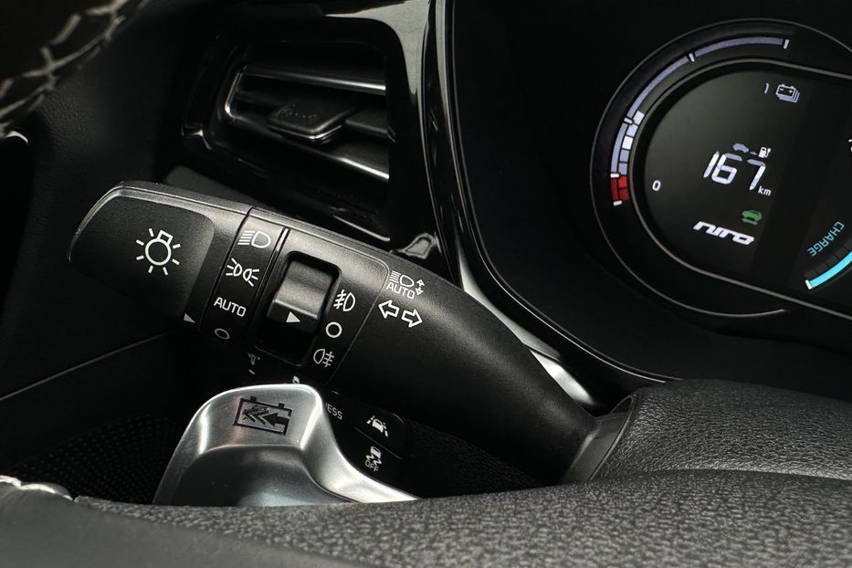 Продам Kia Niro 64кВт Макс.комплектація! 2020 года в Львове