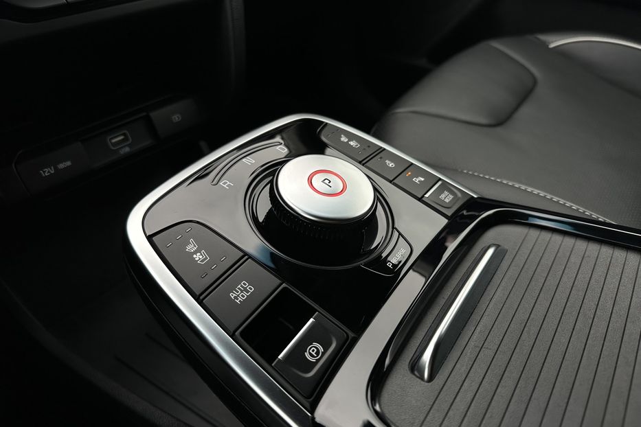 Продам Kia Niro 64кВт Макс.комплектація! 2020 года в Львове