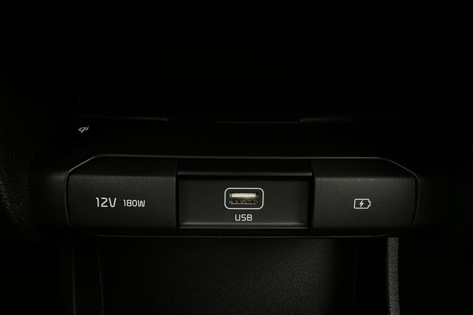 Продам Kia Niro 64кВт Макс.комплектація! 2020 года в Львове