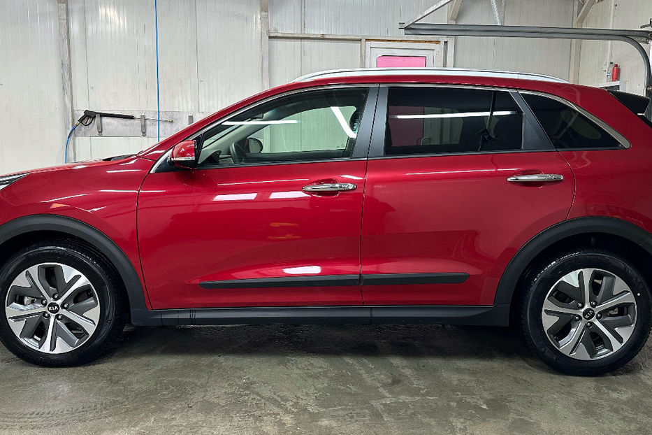 Продам Kia Niro 64кВт Макс.комплектація! 2020 года в Львове