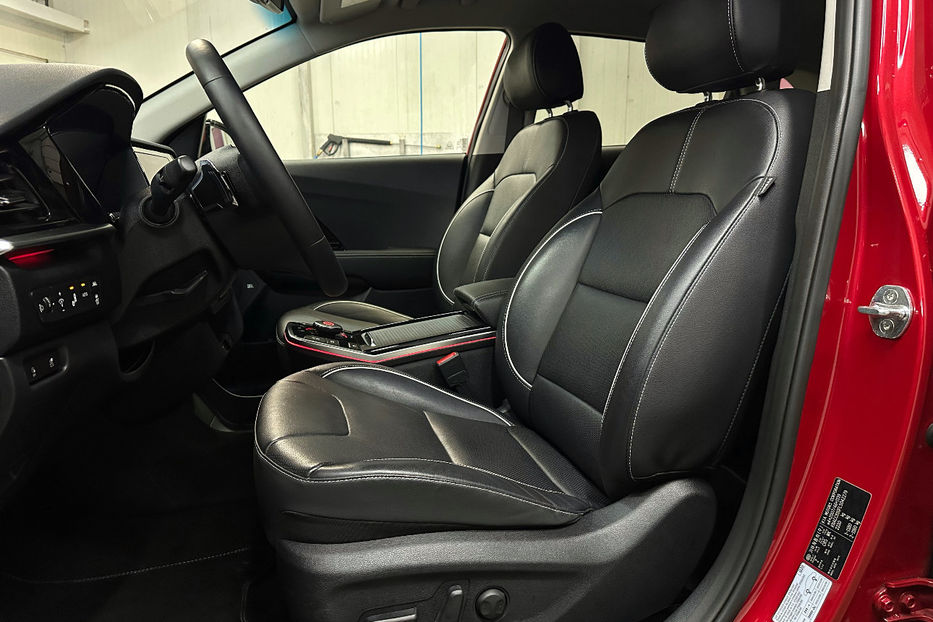 Продам Kia Niro 64кВт Макс.комплектація! 2020 года в Львове