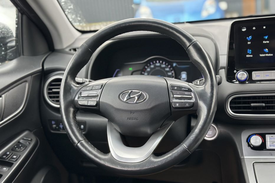 Продам Hyundai Kona 2020 года в Луцке