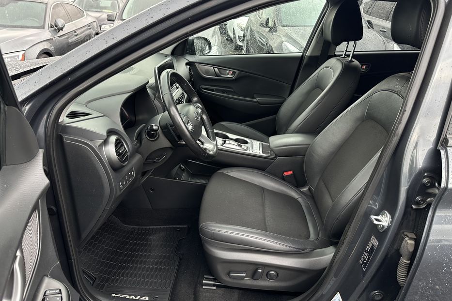 Продам Hyundai Kona 2020 года в Луцке