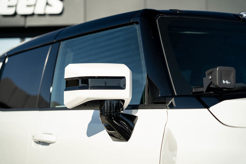 Продам Hummer Hummer EV 2023 года в Черновцах