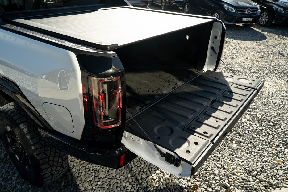 Продам Hummer Hummer EV 2023 года в Черновцах