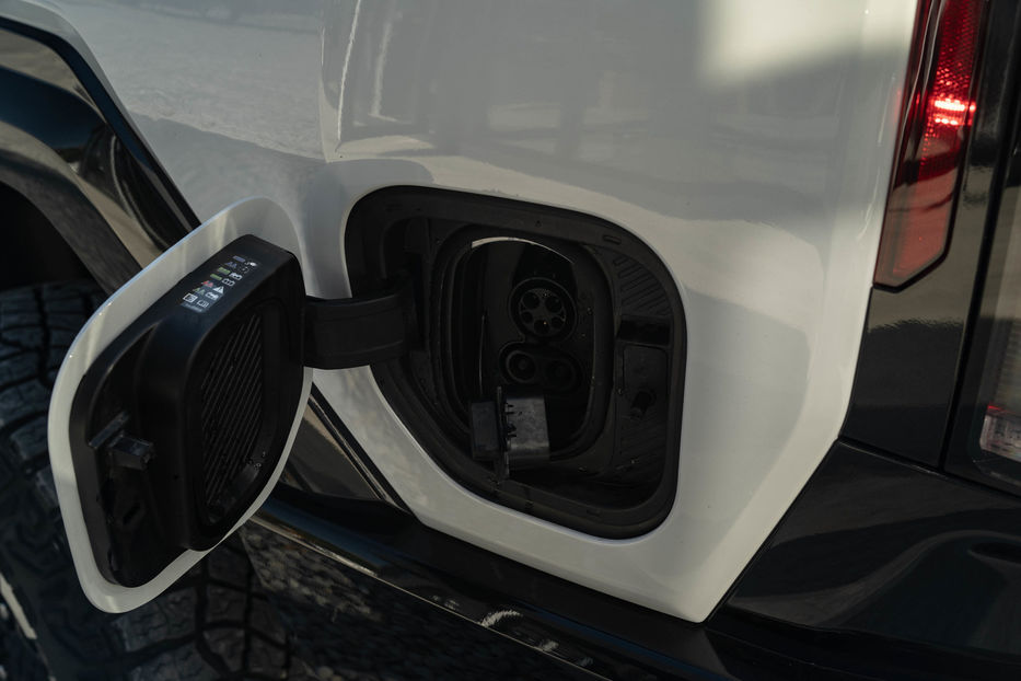 Продам Hummer Hummer EV 2023 года в Черновцах