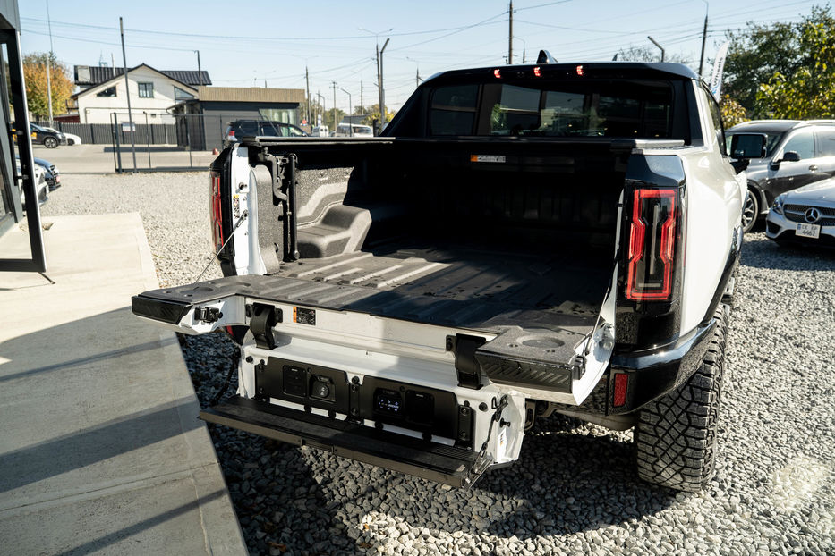 Продам Hummer Hummer EV 2023 года в Черновцах