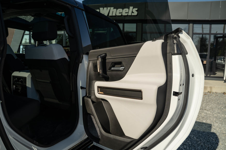 Продам Hummer Hummer EV 2023 года в Черновцах