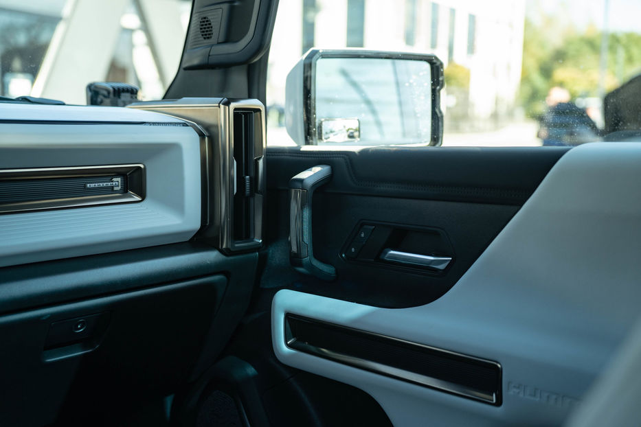 Продам Hummer Hummer EV 2023 года в Черновцах