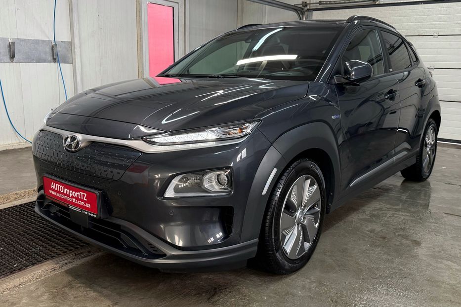 Продам Hyundai Kona 64kWhМакс.комплектація PREMIUM 2020 года в Львове