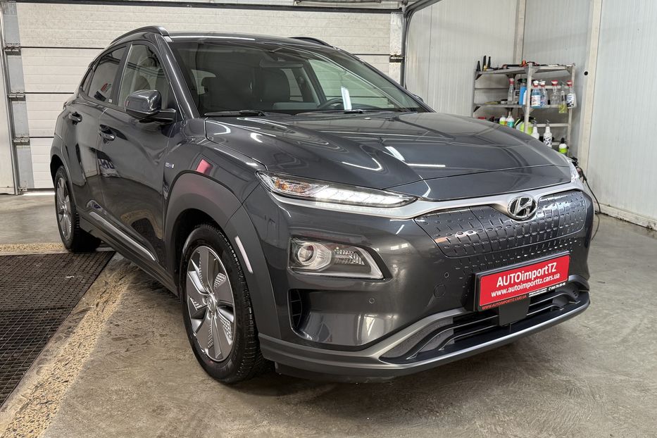 Продам Hyundai Kona 64kWhМакс.комплектація PREMIUM 2020 года в Львове