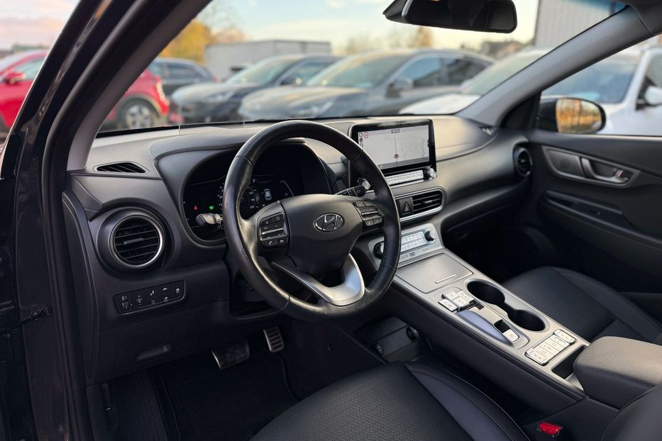Продам Hyundai Kona 64kWhМакс.комплектація PREMIUM 2020 года в Львове