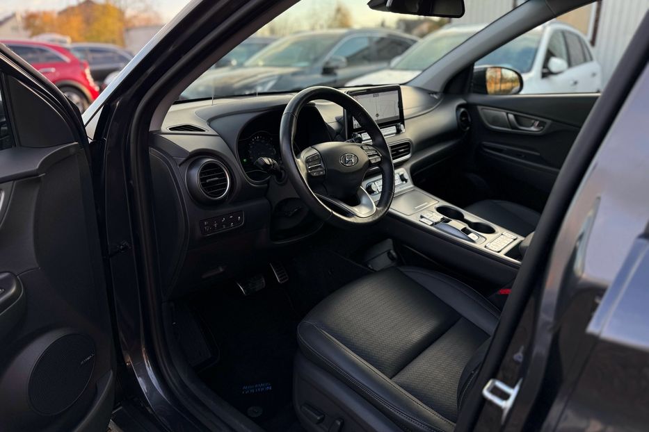 Продам Hyundai Kona 64kWhМакс.комплектація PREMIUM 2020 года в Львове