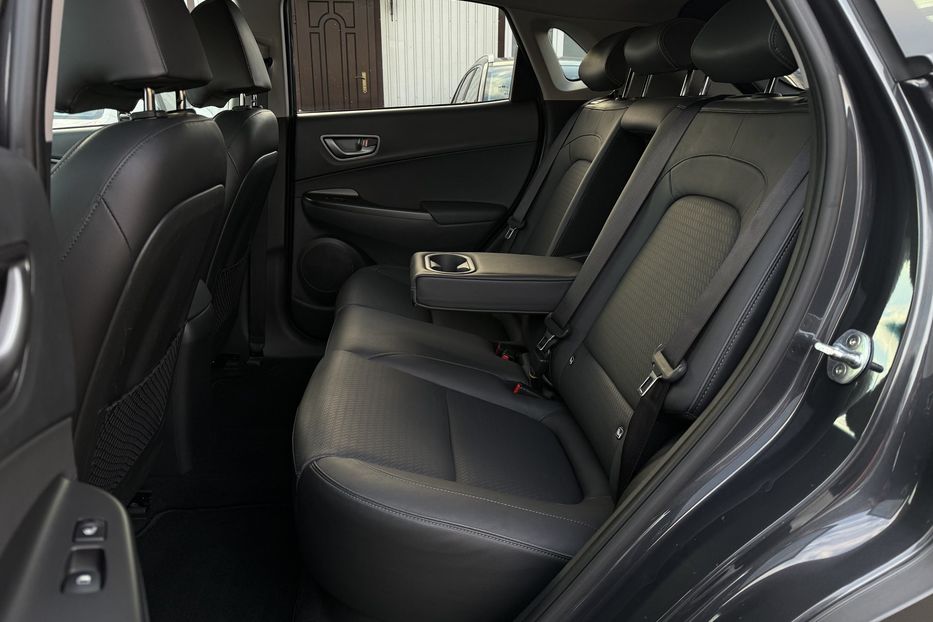 Продам Hyundai Kona 64kWhМакс.комплектація PREMIUM 2020 года в Львове