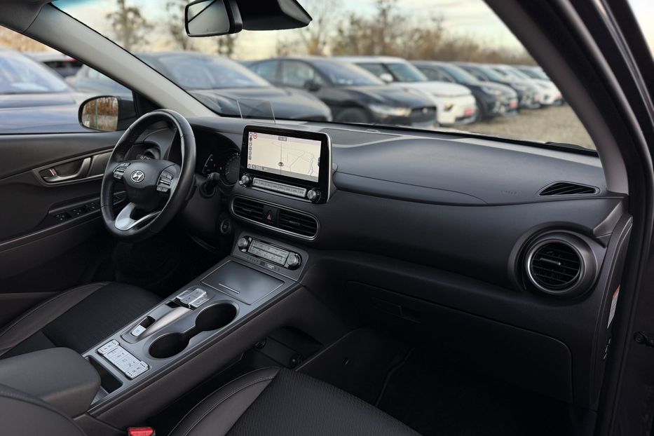 Продам Hyundai Kona 64kWhМакс.комплектація PREMIUM 2020 года в Львове