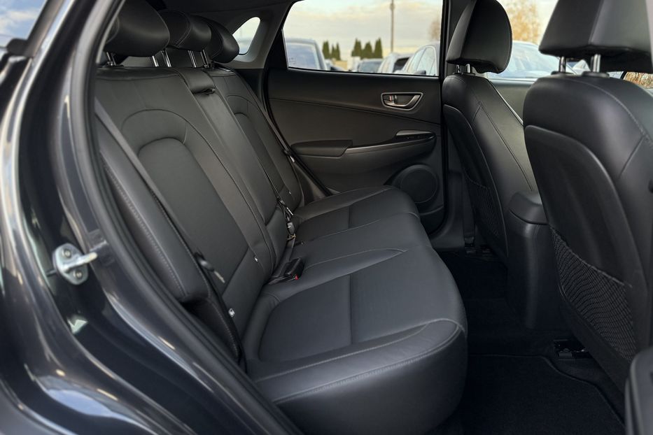Продам Hyundai Kona 64kWhМакс.комплектація PREMIUM 2020 года в Львове
