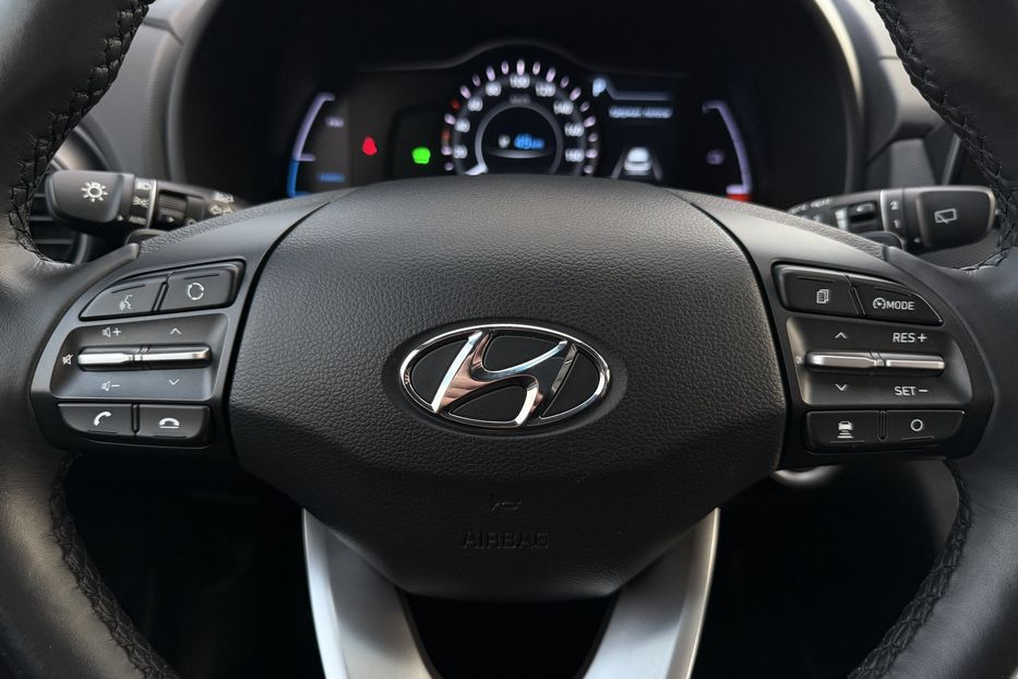 Продам Hyundai Kona 64kWhМакс.комплектація PREMIUM 2020 года в Львове