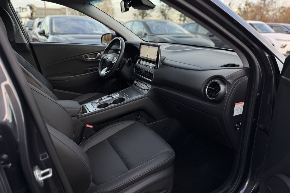 Продам Hyundai Kona 64kWhМакс.комплектація PREMIUM 2020 года в Львове