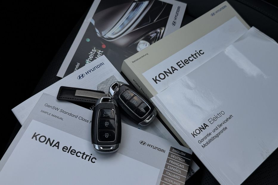 Продам Hyundai Kona 64kWhМакс.комплектація PREMIUM 2020 года в Львове