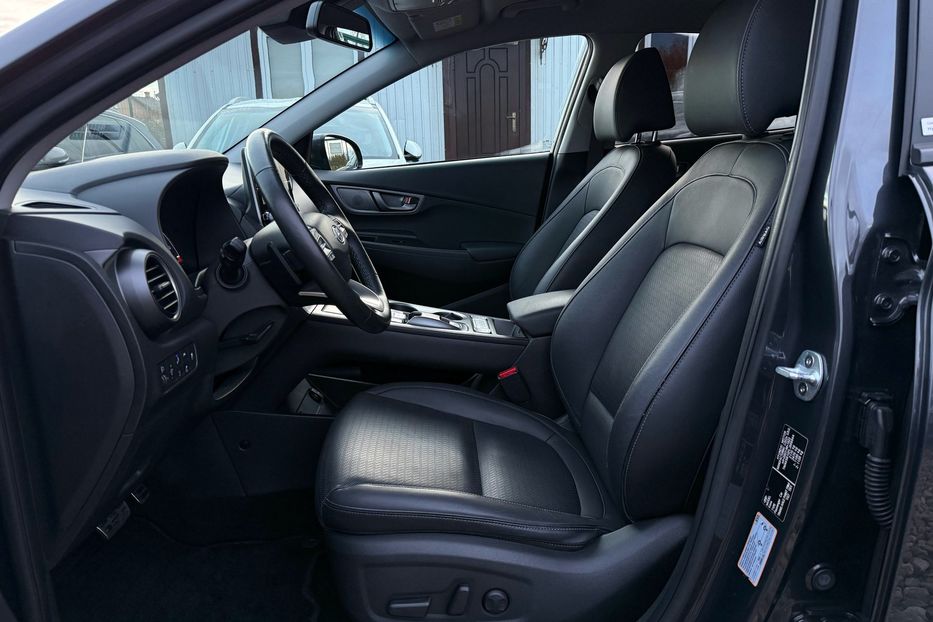 Продам Hyundai Kona 64kWhМакс.комплектація PREMIUM 2020 года в Львове